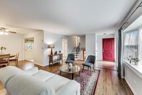 515 Morgan Ln, Hoffman Estates, IL 60169 photo 7