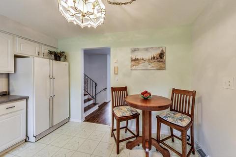 515 Morgan Ln, Hoffman Estates, IL 60169 photo 15