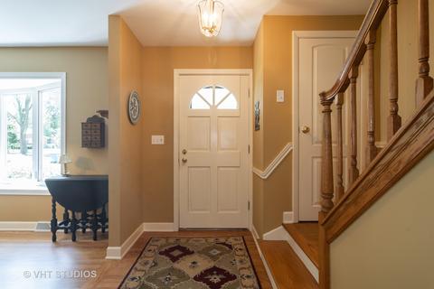 1137 E Juniper Ln, Mount Prospect, IL 60056 photo 4