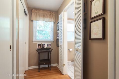 1137 E Juniper Ln, Mount Prospect, IL 60056 photo 12