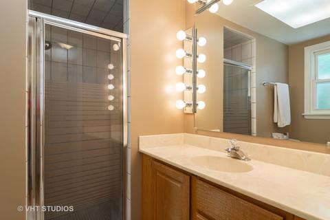 1137 E Juniper Ln, Mount Prospect, IL 60056 photo 13