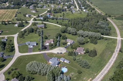5218 E Bent Tree Ct, Byron, IL 61010 photo 41