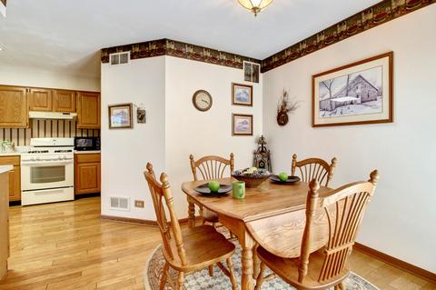 1204 Coldspring Rd, Elgin, IL 60120 photo 6