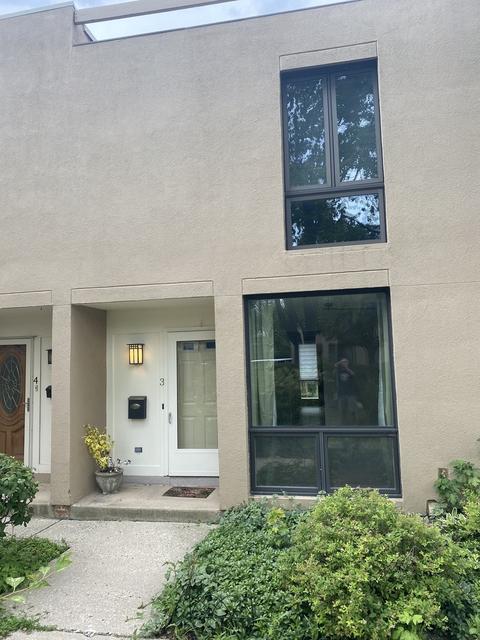 3 Maple Tree Ct, Elmhurst, IL 60126 photo 1