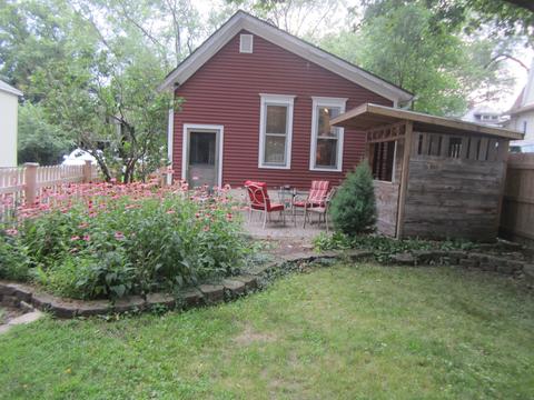 45 Monroe Ave, Elgin, IL 60123 photo 2
