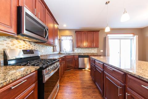 2012 Carter Ct, Mchenry, IL 60051 photo 6