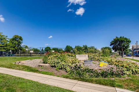 558 Center St, Elgin, IL 60120 photo 16