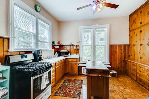 558 Center St, Elgin, IL 60120 photo 3