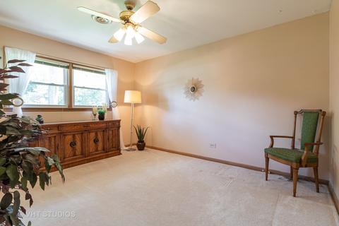 305 E Sunset Rd, Mount Prospect, IL 60056 photo 14