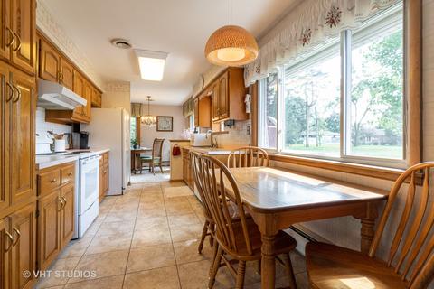 305 E Sunset Rd, Mount Prospect, IL 60056 photo 8