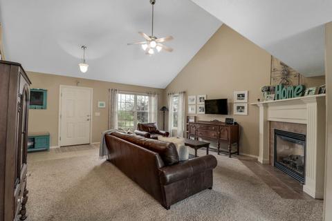 2911 E Raab Rd, Normal, IL 61761 photo 12