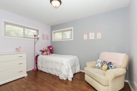 175 Chandler Ln, Hoffman Estates, IL 60169 photo 18