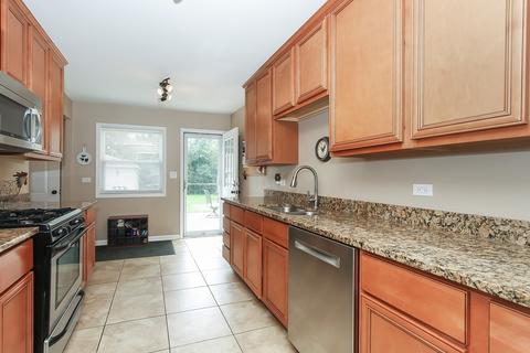 175 Chandler Ln, Hoffman Estates, IL 60169 photo 7