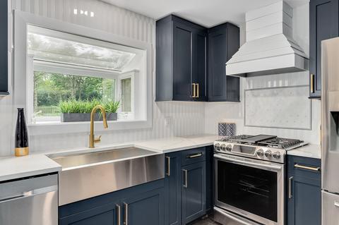 1339 S Main St, Wheaton, IL 60189 photo 13