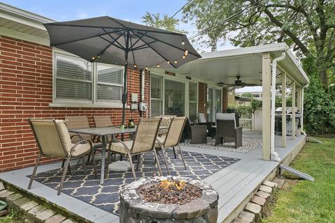 2240 Pine St, Des Plaines, IL 60018 photo 35