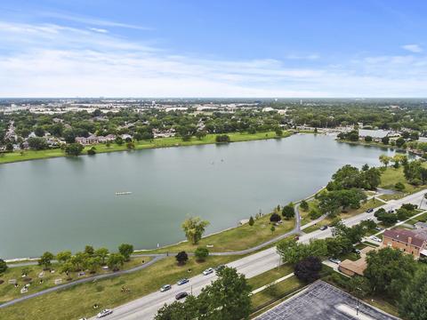 2240 Pine St, Des Plaines, IL 60018 photo 40