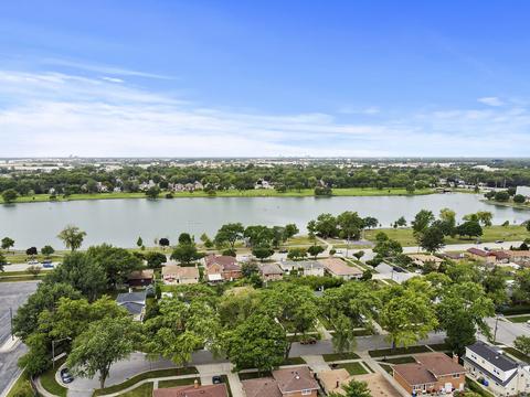 2240 Pine St, Des Plaines, IL 60018 photo 39