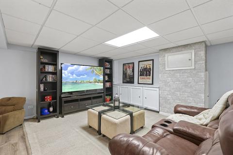 2240 Pine St, Des Plaines, IL 60018 photo 26