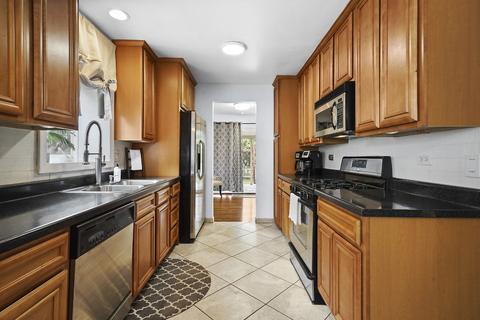 2240 Pine St, Des Plaines, IL 60018 photo 11