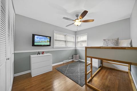 2240 Pine St, Des Plaines, IL 60018 photo 20