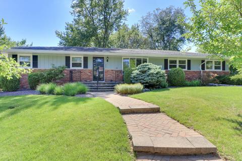 221 Riss Dr, Normal, IL 61761 photo 1