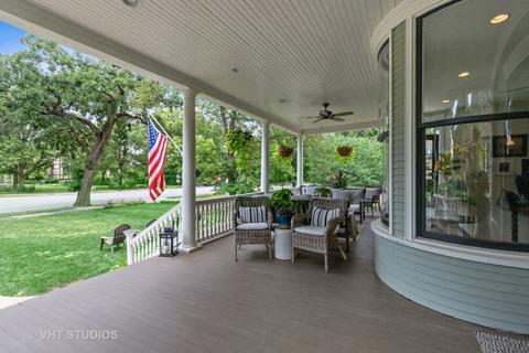 45 Longcommon Rd, Riverside, IL 60546 photo 3
