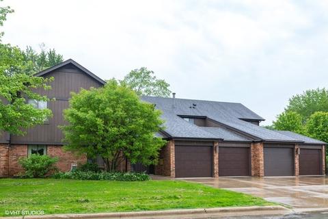9 Creekside Cir #A, Elgin, IL 60123 photo 1
