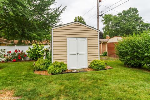 1355 Hawthorne Cir, Kankakee, IL 60901 photo 21