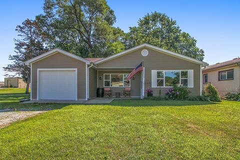 3054 Lowe Rd, Kankakee, IL 60901 photo 2