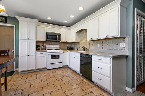 3054 Lowe Rd, Kankakee, IL 60901 photo 7