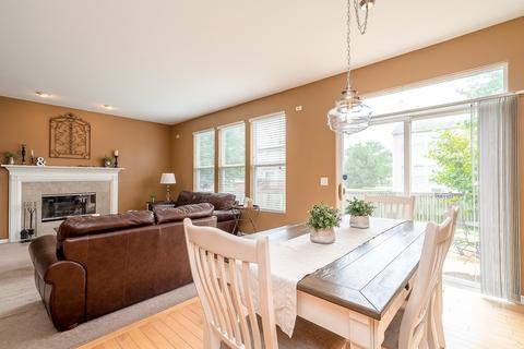 1505 Broadlawn Dr, Plainfield, IL 60586 photo 9