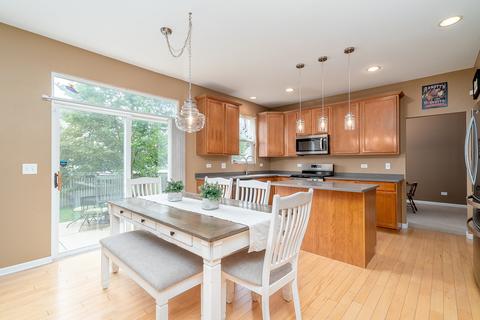 1505 Broadlawn Dr, Plainfield, IL 60586 photo 8