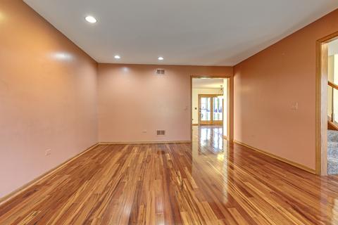 4727 Middle Rd, Gurnee, IL 60031 photo 14