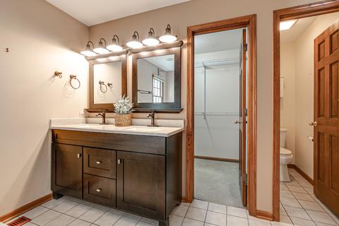 4727 Middle Rd, Gurnee, IL 60031 photo 18