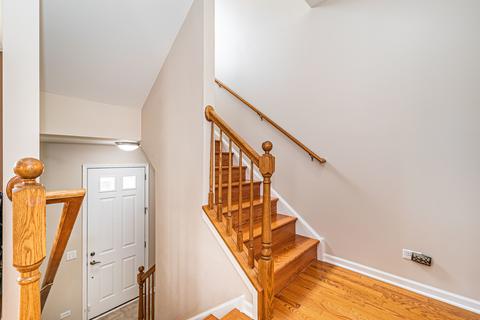 214 Laurel Ave, Des Plaines, IL 60016 photo 21