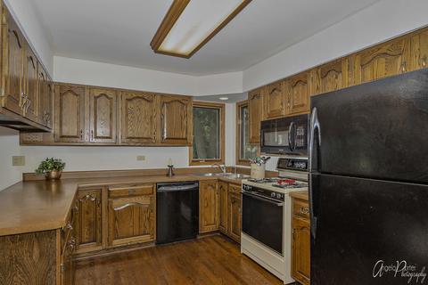 1616 Creekside Ln, Johnsburg, IL 60051 photo 17