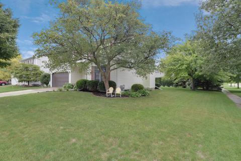 201 Beacon Cir, Bloomington, IL 61704 photo 27