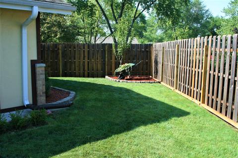 100 Princeton St, Hoffman Estates, IL 60169 photo 14