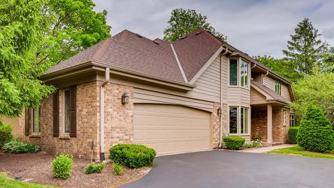 45 Pine Tree Ln, Burr Ridge, IL 60527 photo 1