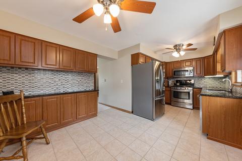 1101 Irwin Ave, Des Plaines, IL 60018 photo 6