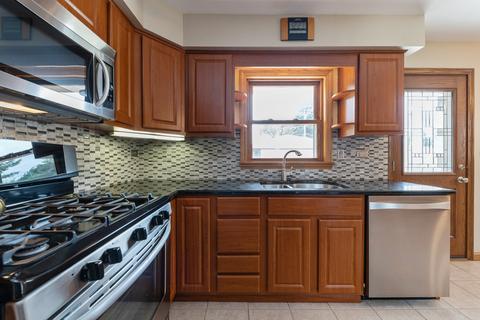 1101 Irwin Ave, Des Plaines, IL 60018 photo 5