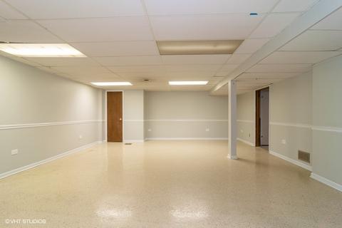 136 E Madison St, Elmhurst, IL 60126 photo 9