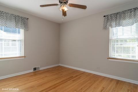 136 E Madison St, Elmhurst, IL 60126 photo 8