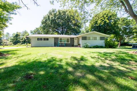 710 Brad St, Bloomington, IL 61701 photo 1