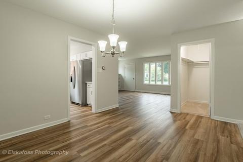 412 S Pine St, Mount Prospect, IL 60056 photo 11