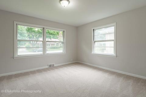 412 S Pine St, Mount Prospect, IL 60056 photo 12