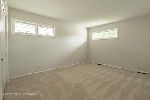 412 S Pine St, Mount Prospect, IL 60056 photo 8