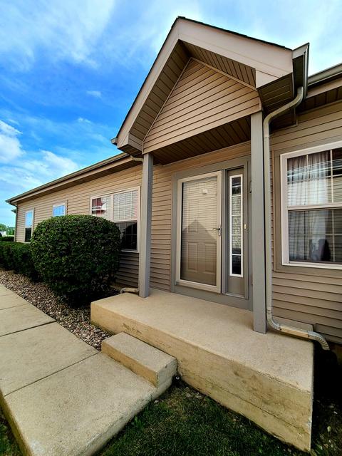 260 Sunset Blvd, Beecher, IL 60401 photo 3