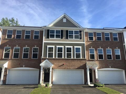 63 Timber Wolf Dr, Wheeling, IL 60090 photo 1
