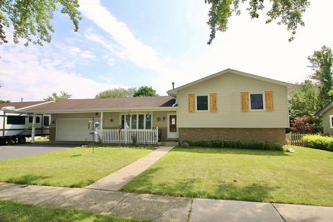 58 Woodview Ln, Algonquin, IL 60102 photo 1